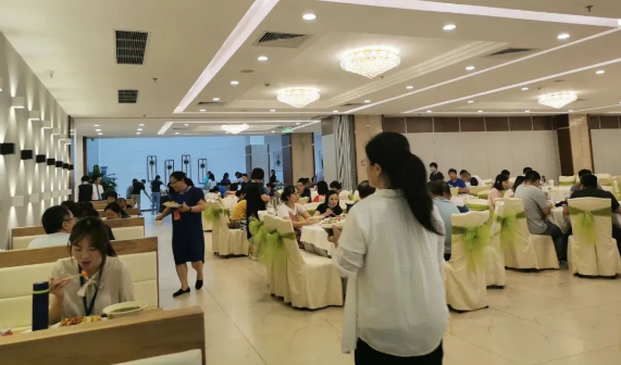 雅思7分難嗎？北京五湖暑期雅思短期營(yíng)7分學(xué)員告訴你！