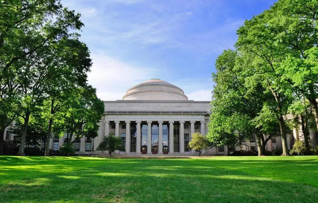 投資回報(bào)最高的美國大學(xué)TOP10,UCLA和UNC都能碾壓哈佛？
